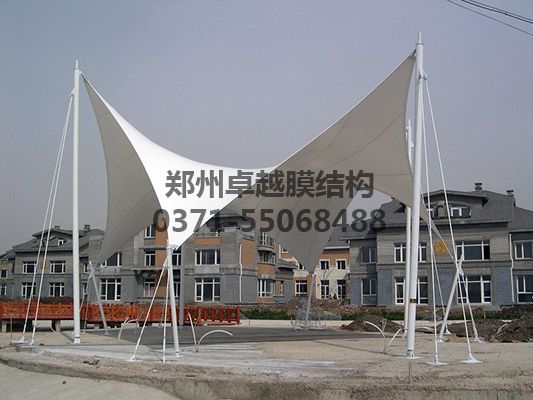 西安張拉膜遮陽(yáng)棚生產(chǎn)廠(chǎng)家設(shè)計(jì)施工【西安航空學(xué)院張拉膜遮陽(yáng)棚】等項(xiàng)目